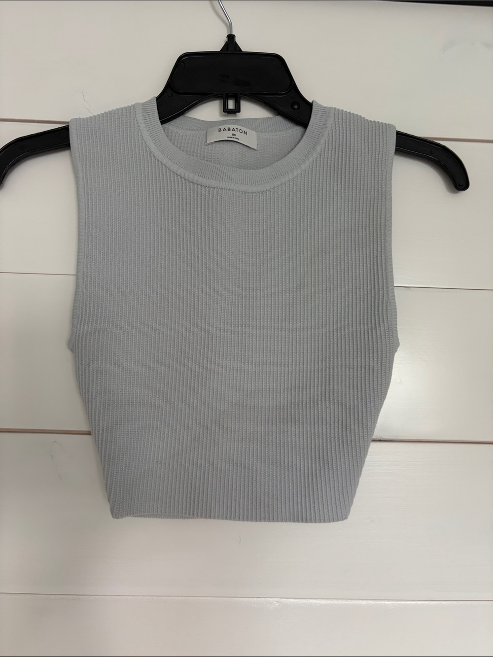 Babaton Light Gray Ribbed Cropped Tank Top